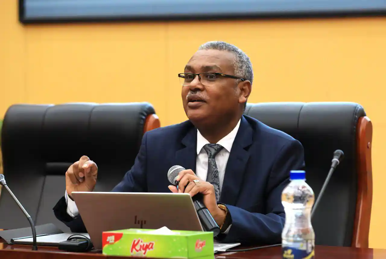 ሀገራዊ የሪፎርም ስራዎችን ይበልጥ ውጤታማ ለማድረግ መገናኛ ብዙሃን የሚያበረክቱትን አስተዋጽኦ አጠናክረው ሊቀጥሉ ይገባል - ለገሠ ቱሉ (ዶ/ር)